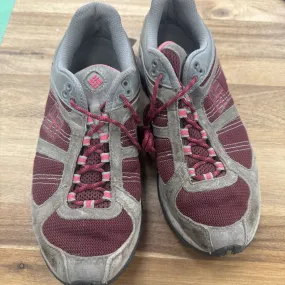 Columbia - Women's Hiking Shoes - MSRP $120: Grey/Pink-women-W8